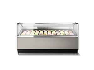 Supercapri is the professional display case by ISA that stands out for its simplicity and extreme practicality. Synthesis of an essential design and high-level technical features